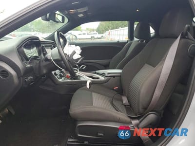 Zdjęcie 7 z 12 samochodu: 2022 DODGE CHALLENGER SXT VIN:2C3CDZGG4NH185878 - miniatura