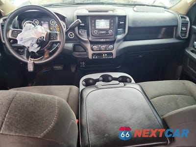 Zdjęcie 8 z 12 samochodu: 2019 RAM 2500 TRADESMAN VIN:3C6UR5CL6KG649043 - miniatura