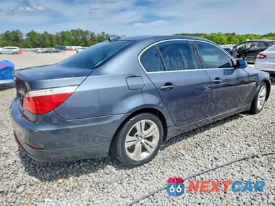Trzecie zdjęcie samochodu z tyłu: 2009 BMW 528 I VIN:WBANU53529C120339 - miniatura
