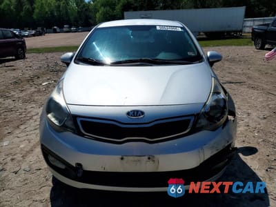 Piąte zdjęcie samochodu w środku: 2012 KIA RIO EX VIN:KNADN4A38C6051229 - miniatura