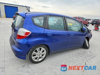 Trzecie zdjęcie samochodu z tyłu: 2009 HONDA FIT SPORT VIN:JHMGE88609S060187 - miniatura