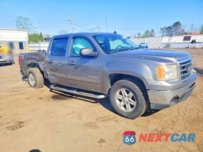 Czwarte zdjęcie samochodu z boku: 2013 GMC SIERRA K1500 SLE VIN:3GTP2VE78DG113160 - miniatura