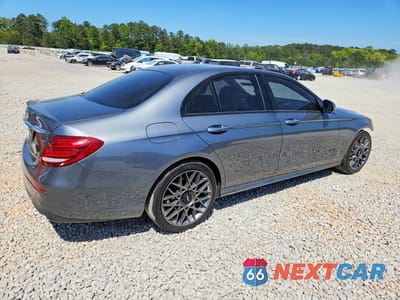 Trzecie zdjęcie samochodu z tyłu: 2017 MERCEDES-BENZ E 300 VIN:WDDZF4JB4HA238846 - miniatura