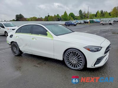 Czwarte zdjęcie samochodu z boku: 2024 MERCEDES-BENZ C 300 4MATIC VIN:W1KAF4HB5RR199237 - miniatura