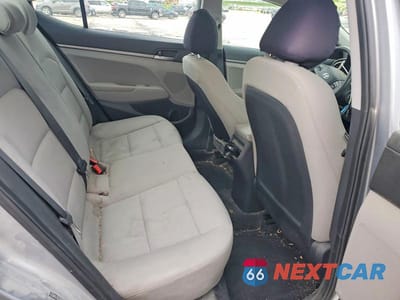Zdjęcie 10 z 12 samochodu: 2017 HYUNDAI ELANTRA SE VIN:5NPD74LF5HH148227 - miniatura