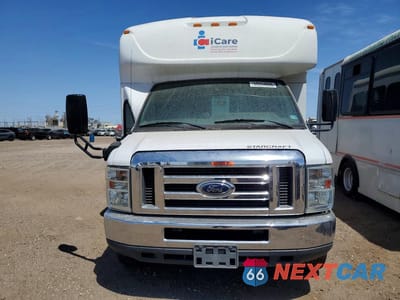 Piąte zdjęcie samochodu w środku: 2017 FORD ECONOLINE E450 SUPER DUTY CUTAWAY VAN VIN:1FDFE4FS8HDC01494 - miniatura