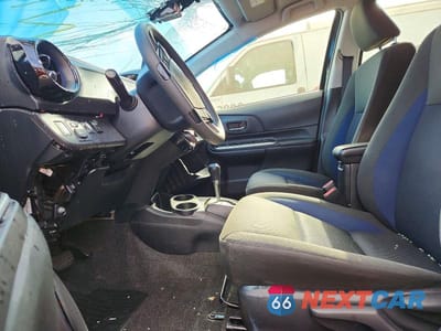 Zdjęcie 7 z 12 samochodu: 2018 TOYOTA PRIUS C TWO VIN:JTDKDTB32J1617370 - miniatura