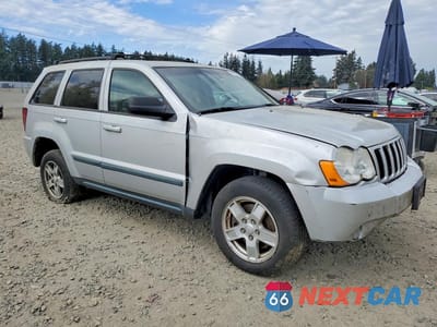 Czwarte zdjęcie samochodu z boku: 2008 JEEP GRAND CHEROKEE LAREDO VIN:1J8GR48K38C171524 - miniatura