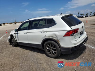 Drugie zdjęcie samochodu z przodu: 2023 VOLKSWAGEN TIGUAN SE VIN:3VV3B7AXXPM057472 - miniatura