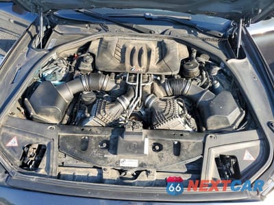 Zdjęcie 11 z 12 samochodu: 2014 BMW M5 VIN:WBSFV9C54ED097655 - miniatura