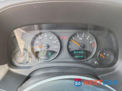 Zdjęcie 9 z 13 samochodu: 2012 JEEP COMPASS LATITUDE VIN:1C4NJCEB2CD634339 - miniatura