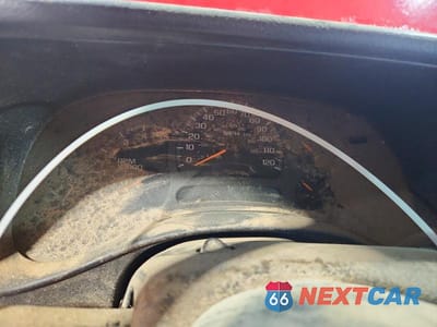 Zdjęcie 9 z 12 samochodu: 2003 CHEVROLET SILVERADO K3500 VIN:1GBJK34113E247395 - miniatura