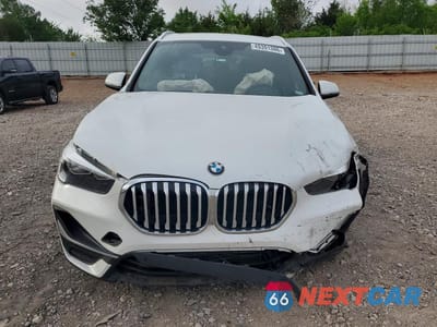 Piąte zdjęcie samochodu w środku: 2021 BMW X1 XDRIVE28I VIN:WBXJG9C02M5T74041 - miniatura