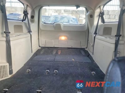 Zdjęcie 10 z 12 samochodu: 2012 DODGE GRAND CARAVAN CREW VIN:2C4RDGDGXCR314440 - miniatura