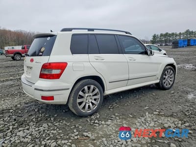 Trzecie zdjęcie samochodu z tyłu: 2012 MERCEDES-BENZ GLK 350 4MATIC VIN:WDCGG8HB9CF766920 - miniatura