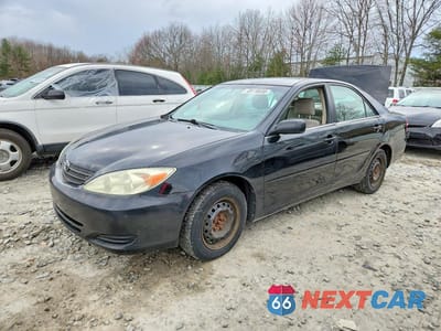 2004 TOYOTA CAMRY LE 4T1BE32K04U356789 - główne zdjęcie licytacji z USA - miniatura
