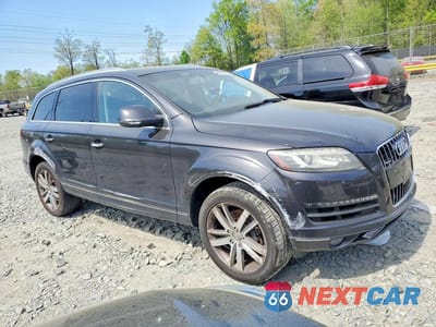Czwarte zdjęcie samochodu z boku: 2014 AUDI Q7 PREMIUM PLUS VIN:WA1LGAFEXED005766 - miniatura