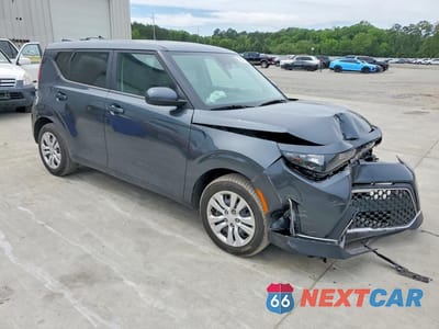 Czwarte zdjęcie samochodu z boku: 2023 KIA SOUL LX VIN:KNDJ23AU9P7202631 - miniatura