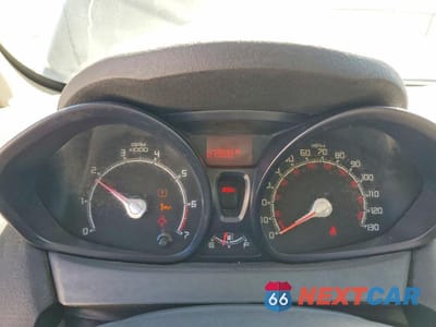 Zdjęcie 9 z 12 samochodu: 2011 FORD FIESTA S VIN:3FADP4AJ1BM225593 - miniatura
