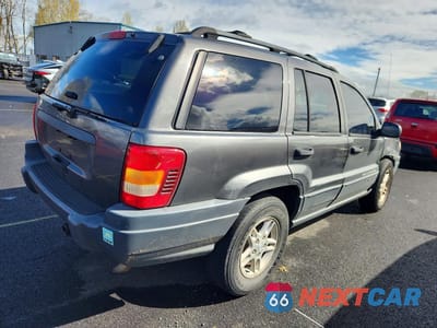 Trzecie zdjęcie samochodu z tyłu: 2004 JEEP GRAND CHEROKEE LAREDO VIN:1J4GX48S24C312035 - miniatura