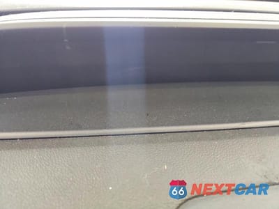 Zdjęcie 9 z 12 samochodu: 2016 TOYOTA PRIUS THREE VIN:JTDKARFU2G3512646 - miniatura