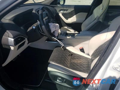 Zdjęcie 7 z 13 samochodu: 2020 JAGUAR F-PACE SVR VIN:SADCZ2EE2LA628633 - miniatura
