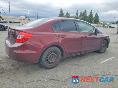 Trzecie zdjęcie samochodu z tyłu: 2012 HONDA CIVIC LX VIN:19XFB2F53CE390333 - miniatura