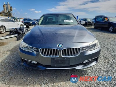 Piąte zdjęcie samochodu w środku: 2012 BMW 328 I VIN:WBA3A5C55CF344940 - miniatura