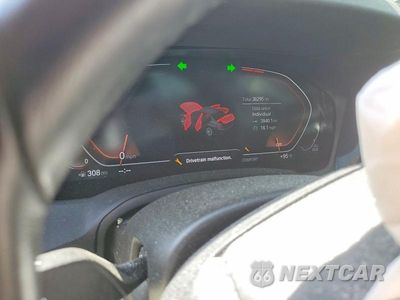 Zdjęcie 9 z 12 samochodu: 2019 BMW 330XI VIN:WBA5R7C59KFH25009 - miniatura