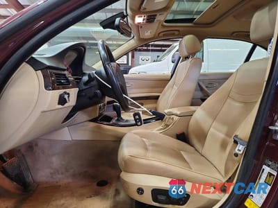 Zdjęcie 7 z 12 samochodu: 2010 BMW 328 XI SULEV VIN:WBAPK5C55AA647161 - miniatura