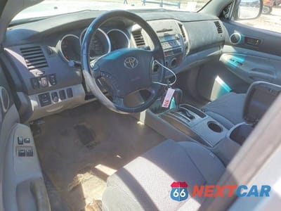 Zdjęcie 8 z 11 samochodu: 2006 TOYOTA TACOMA REGULAR CAB ( VIN:5TETU62NX6Z187107 - miniatura