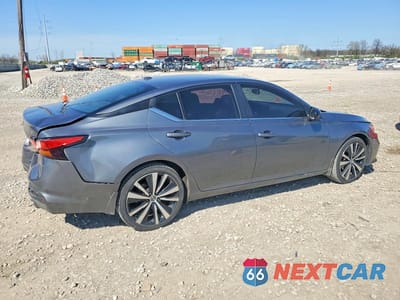 Trzecie zdjęcie samochodu z tyłu: 2020 NISSAN ALTIMA 2.5 SR VIN:1N4BL4CV7LC254893 - miniatura