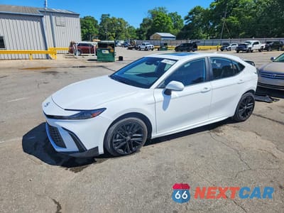 2026 TOYOTA CAMRY SE 4T1DAACKXTU677955 - główne zdjęcie licytacji z USA - miniatura