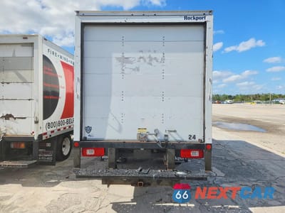 Zdjęcie 6 z 13 samochodu: 2018 MERCEDES BENZ SPRINTER BOX TRUCK VIN:WDAPF4CC3J9768310 - miniatura