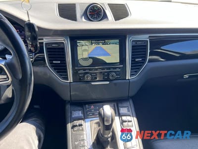 Zdjęcie 10 z 10 samochodu: 2015 PORSCHE MACAN S VIN:WP1AB2A55FLB71739 - miniatura