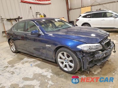 Czwarte zdjęcie samochodu z boku: 2011 BMW 550 XI VIN:WBAFU9C57BC783780 - miniatura