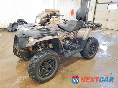Drugie zdjęcie samochodu z przodu: 2021 POLARIS SPORTSMAN TOURING 570 PREMIUM VIN:4XASJE576MA731239 - miniatura