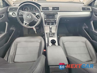 Zdjęcie 8 z 12 samochodu: 2013 VOLKSWAGEN PASSAT SE VIN:1VWBP7A35DC077437 - miniatura