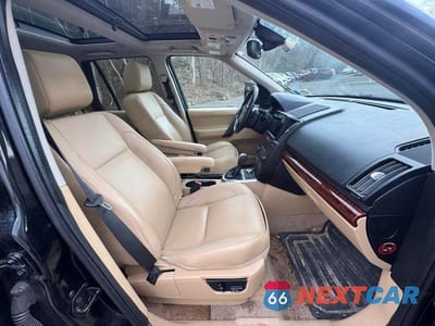 Piąte zdjęcie samochodu w środku: 2008 LAND ROVER LR2 HSE VIN:SALFR24N58H091810 - miniatura