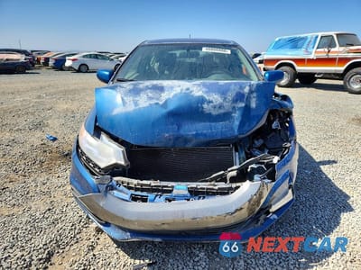 Piąte zdjęcie samochodu w środku: 2012 HONDA INSIGHT VIN:JHMZE2H30CS006178 - miniatura