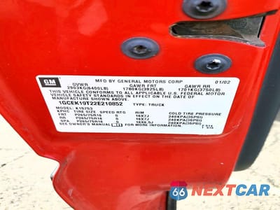 Zdjęcie 12 z 12 samochodu: 2002 CHEVROLET SILVERADO K1500 VIN:1GCEK19T22E210852 - miniatura