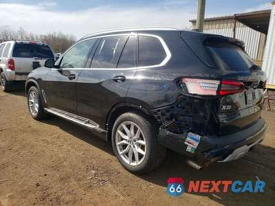 Drugie zdjęcie samochodu z przodu: 2021 BMW X5 XDRIVE40I VIN:5UXCR6C08M9F81350 - miniatura