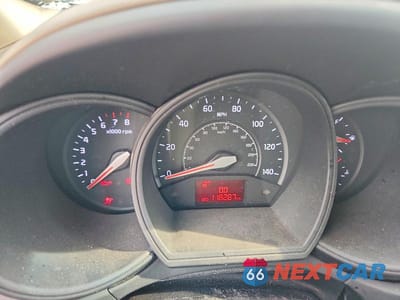 Zdjęcie 9 z 13 samochodu: 2015 KIA RIO LX VIN:KNADM5A30F6518169 - miniatura