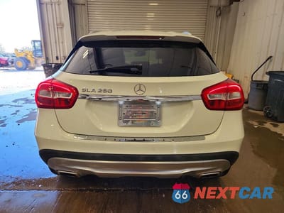 Zdjęcie 6 z 12 samochodu: 2016 MERCEDES-BENZ GLA 250 VIN:WDCTG4EB7GJ225279 - miniatura
