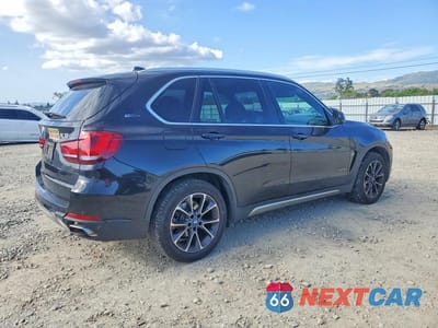Trzecie zdjęcie samochodu z tyłu: 2018 BMW X5 XDR40E VIN:5UXKT0C52J0W01479 - miniatura