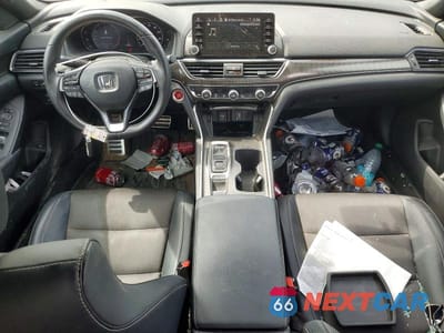 Zdjęcie 8 z 12 samochodu: 2018 HONDA ACCORD SPORT VIN:1HGCV2F3XJA042572 - miniatura