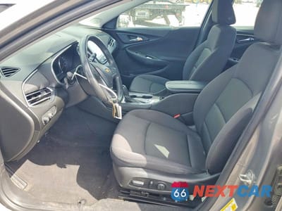 Zdjęcie 7 z 13 samochodu: 2017 CHEVROLET MALIBU LT VIN:1G1ZE5ST3HF189208 - miniatura