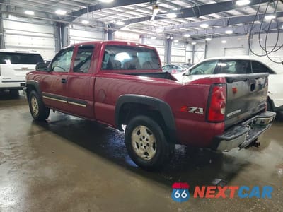 Drugie zdjęcie samochodu z przodu: 2004 CHEVROLET SILVERADO K1500 VIN:2GCEK19T241189649 - miniatura