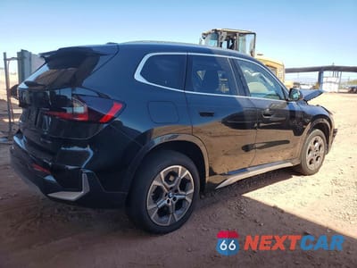 Trzecie zdjęcie samochodu z tyłu: 2025 BMW X1 XDRIVE28I VIN:WBX73EF07S5220643 - miniatura