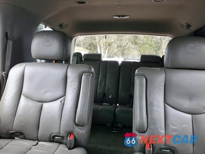 Zdjęcie 10 z 13 samochodu: 2004 CADILLAC ESCALADE LUXURY VIN:1GYEK63N74R151259 - miniatura
